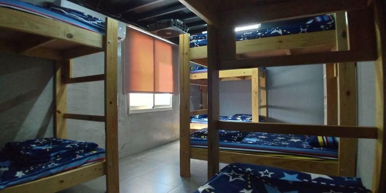 Ohlala Hostel остров Ламай Екстериор снимка