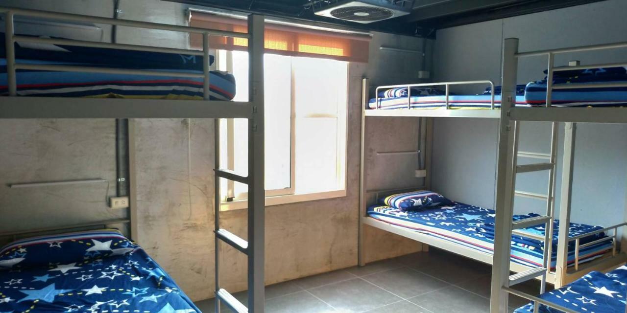 Ohlala Hostel остров Ламай Екстериор снимка