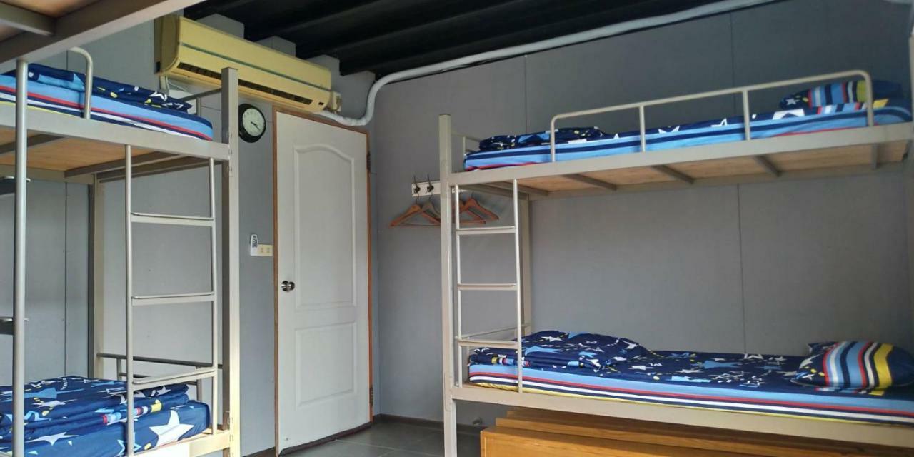Ohlala Hostel остров Ламай Екстериор снимка